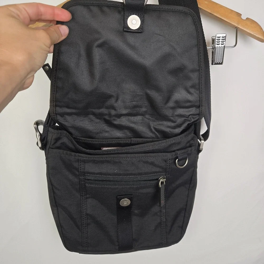 Tumi T-Tech Essential Gear Crossbody Strap Bag In Black Unisex Travel